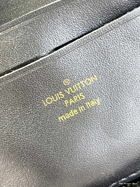 AAA Pruses Bags ON STRAP LOUIS VUITTON BUBBLEGRAM WALLET 0716